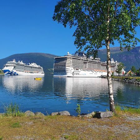 Moderne Panoramaleilighet 3-Roms I Olden Exteriör bild