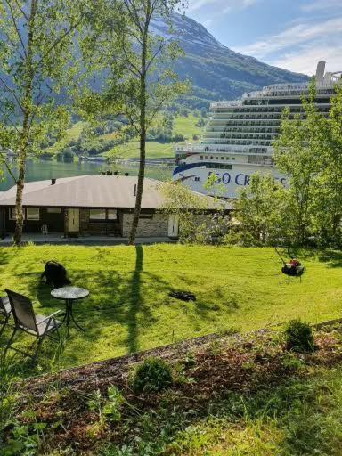 Moderne Panoramaleilighet 3-Roms I Olden Exteriör bild